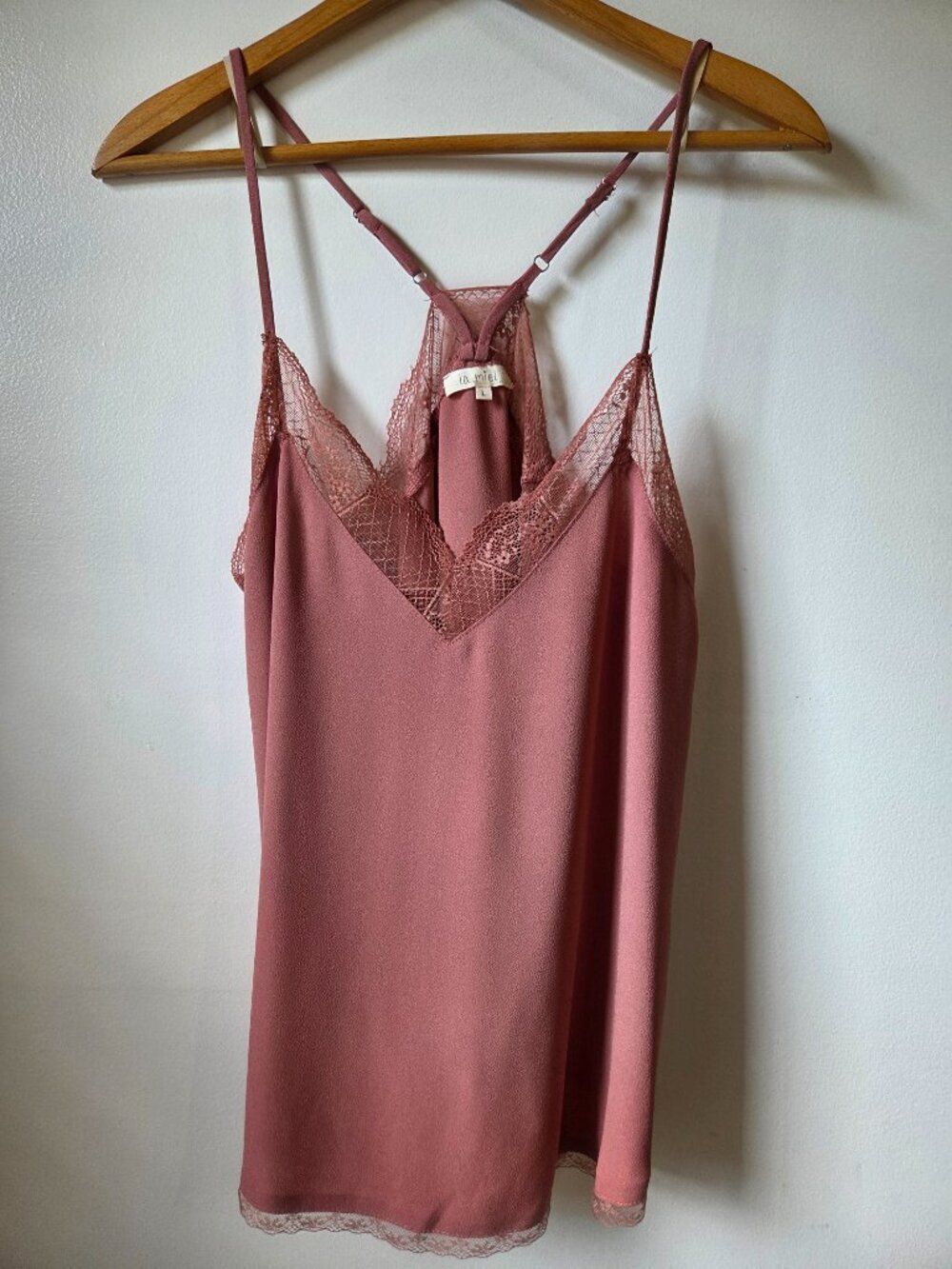 NWOT LA MIEL OLD ROSE PINK V NECK LACED TANK TOP SIZE L